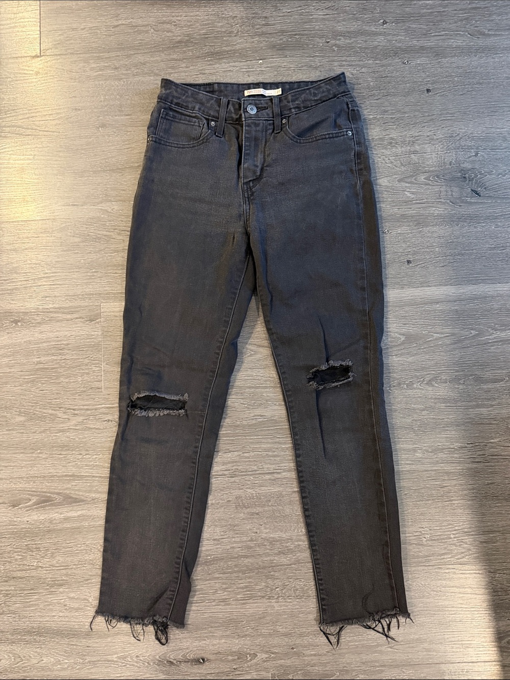Levis Skinny Black Jeans
